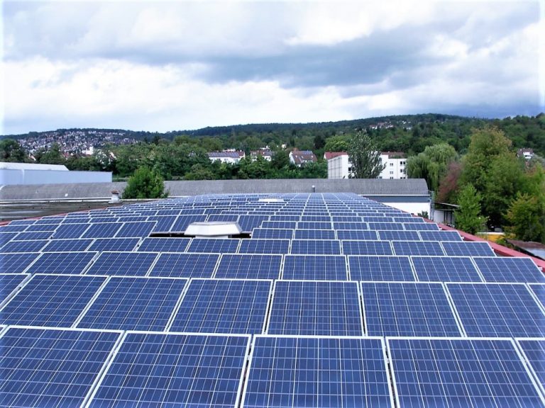 Photovoltaik für Industrie & Gewerbe in Pforzheim - revotec energy